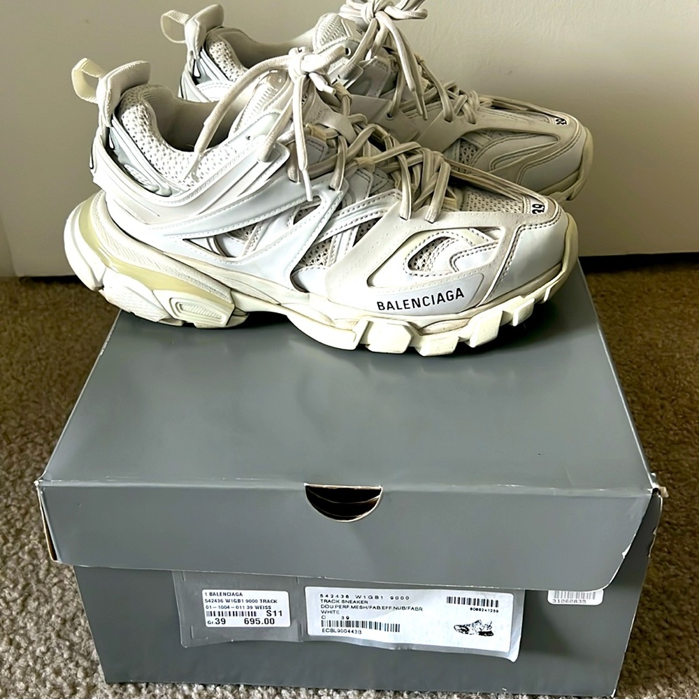 100% authentic Balenciaga track sneakers white size 39